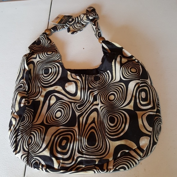 Ladies handbags - Picture 6 of 8